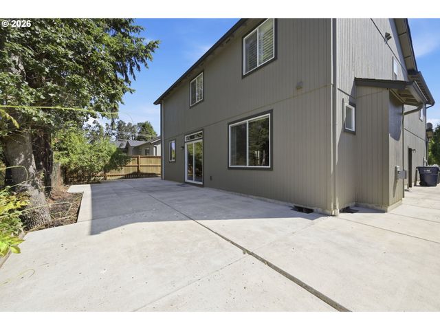 4630 GLACIER MEADOWS Loop, Springfield, OR 97478
