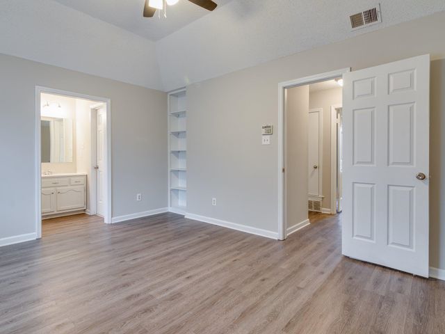 4551 WAVERLY FARMS RD, Millington, TN 38053