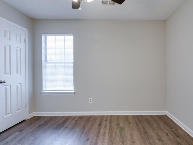 4551 WAVERLY FARMS RD, Millington, TN 38053