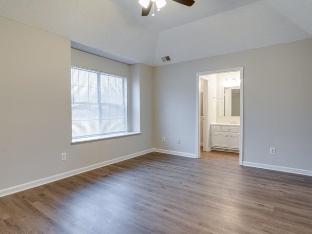 4551 WAVERLY FARMS RD, Millington, TN 38053