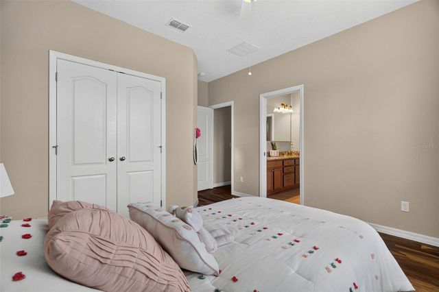 1481 CALM WATERS COURT, St Cloud, FL 34771