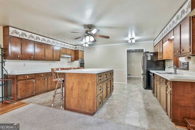 910 Line Creek Road, Senoia, GA 30276