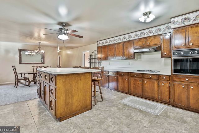 910 Line Creek Road, Senoia, GA 30276