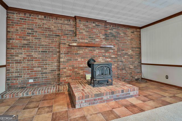 910 Line Creek Road, Senoia, GA 30276