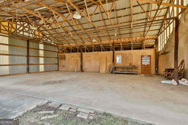 910 Line Creek Road, Senoia, GA 30276