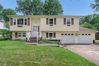 4633 Barrington Drive, Austintown, OH 44515