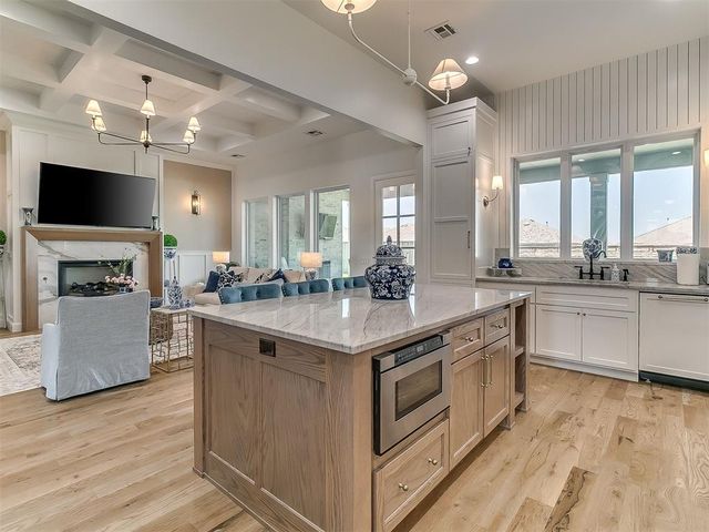 10713 NW 26th Street, Yukon, OK 73099
