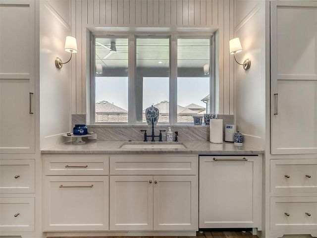 10713 NW 26th Street, Yukon, OK 73099