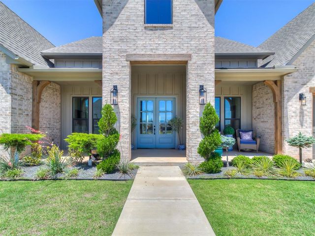 10713 NW 26th Street, Yukon, OK 73099