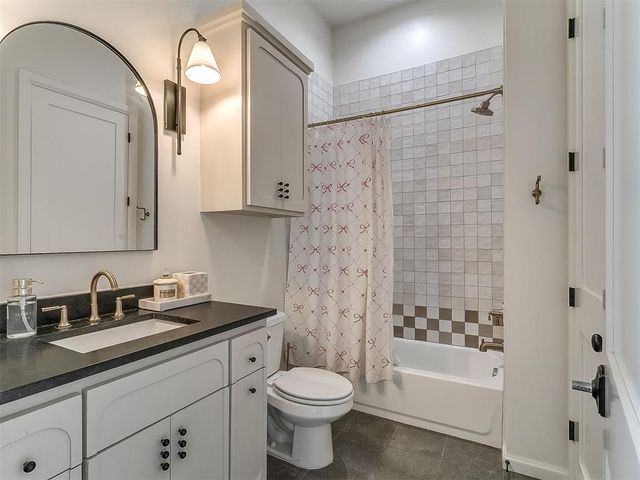 10713 NW 26th Street, Yukon, OK 73099