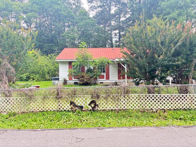 1004 Chestnut Street, Lafayette, GA 30728