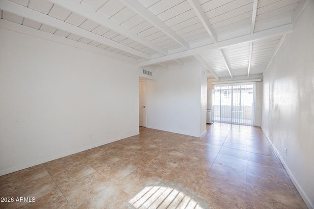 388 N COMANCHE Drive 11, Chandler, AZ 85224