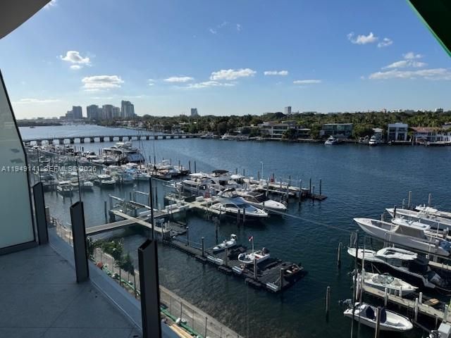 5 Grove Isle Dr. S503, Miami, FL 33133