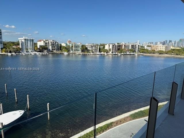 5 Grove Isle Dr. S503, Miami, FL 33133