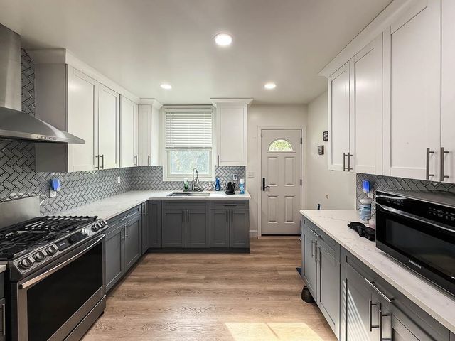 145 EGE AVE, Jc, Greenville, NJ 07304