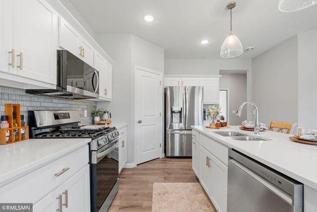 4474 223rd Street W, Farmington, MN 55024