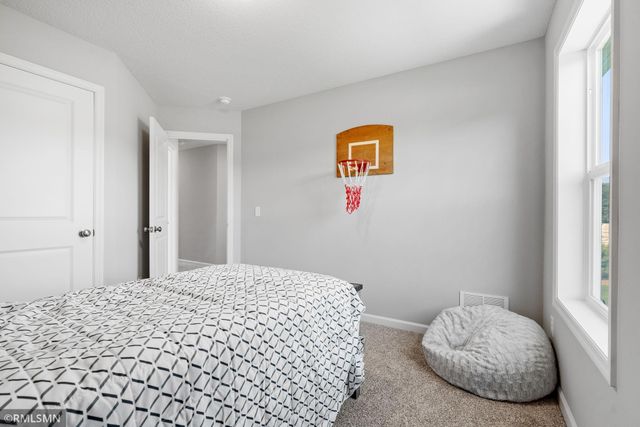 4474 223rd Street W, Farmington, MN 55024