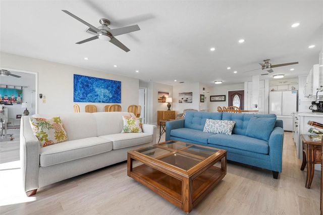 3875 CATALINA DRIVE, Bradenton, FL 34210