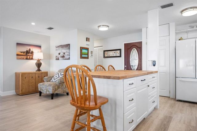 3875 CATALINA DRIVE, Bradenton, FL 34210