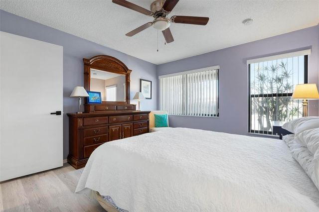 3875 CATALINA DRIVE, Bradenton, FL 34210