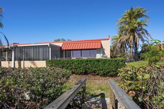 3875 CATALINA DRIVE, Bradenton, FL 34210