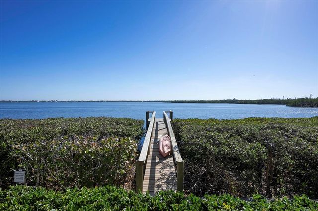 3875 CATALINA DRIVE, Bradenton, FL 34210