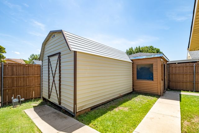 6108 Jennings Drive, The Colony, TX 75056