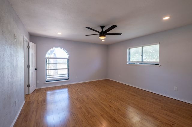 6108 Jennings Drive, The Colony, TX 75056