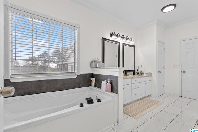 704 RIDGE WAY CIRCLE, Hoover, AL 35226