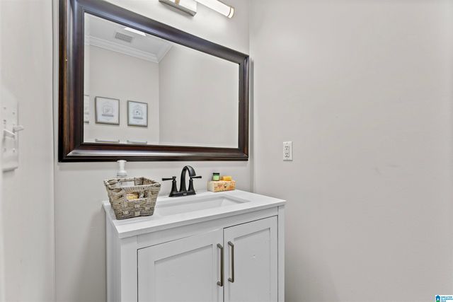 704 RIDGE WAY CIRCLE, Hoover, AL 35226