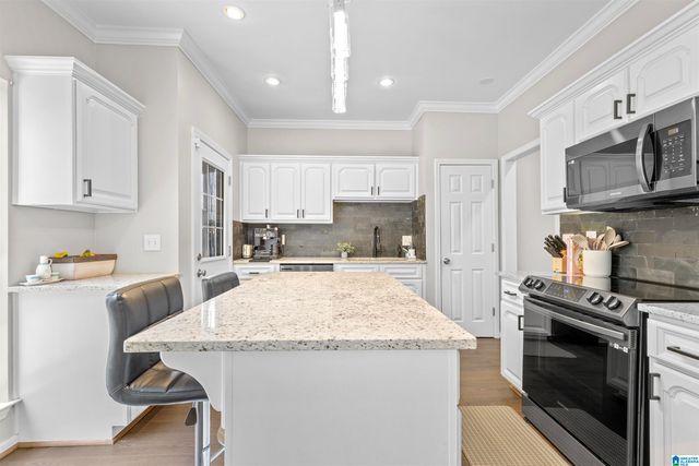 704 RIDGE WAY CIRCLE, Hoover, AL 35226