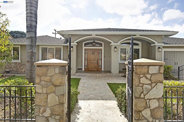 1358 Pine Ave, San Jose, CA 95125