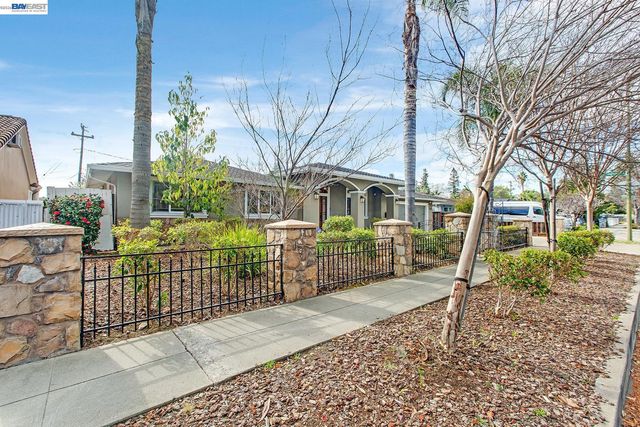 1358 Pine Ave, San Jose, CA 95125