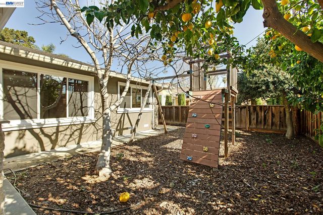 1358 Pine Ave, San Jose, CA 95125