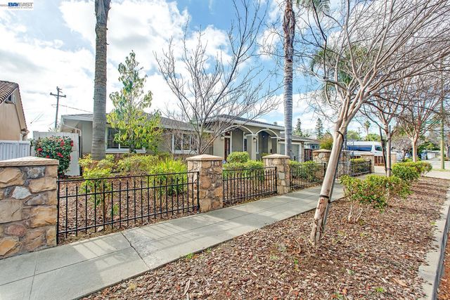 1358 Pine Ave, San Jose, CA 95125