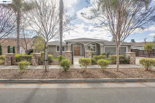 1358 Pine Ave, San Jose, CA 95125