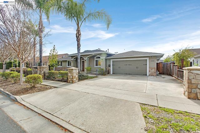 1358 Pine Ave, San Jose, CA 95125