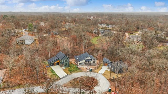 15 Beneraird Lane, Bella Vista, AR 72715