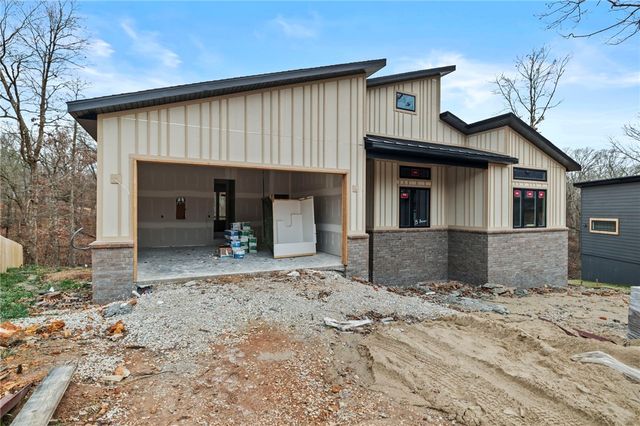 15 Beneraird Lane, Bella Vista, AR 72715