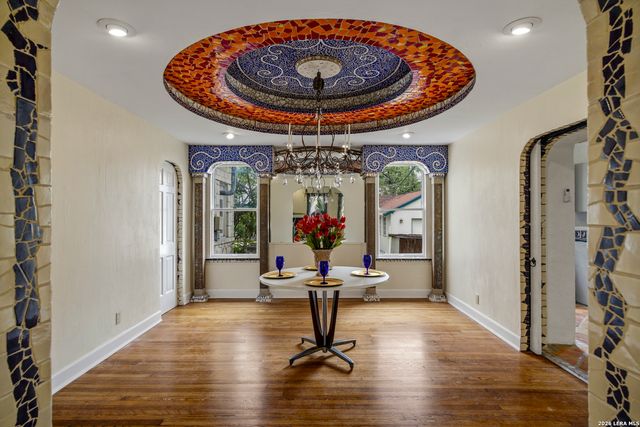 432 Mary Louise Dr, San Antonio, TX 78201