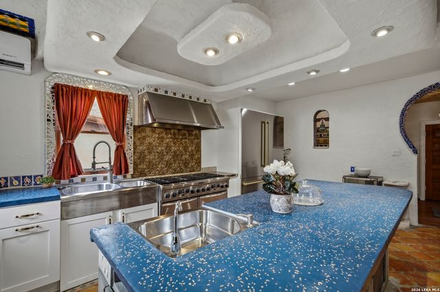 432 Mary Louise Dr, San Antonio, TX 78201