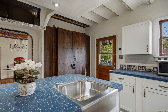 432 Mary Louise Dr, San Antonio, TX 78201