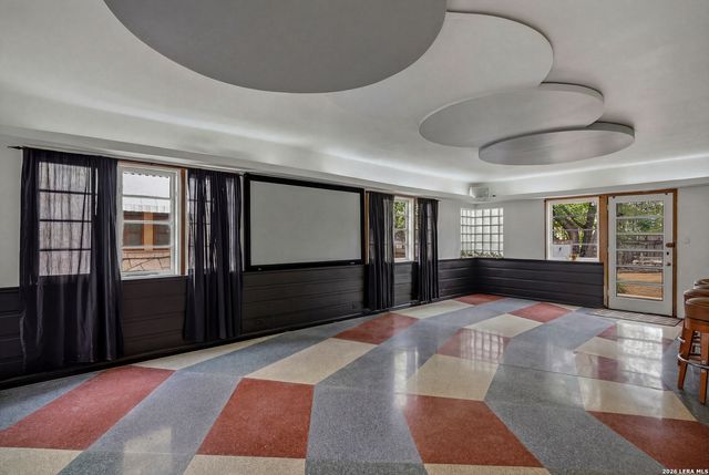 432 Mary Louise Dr, San Antonio, TX 78201