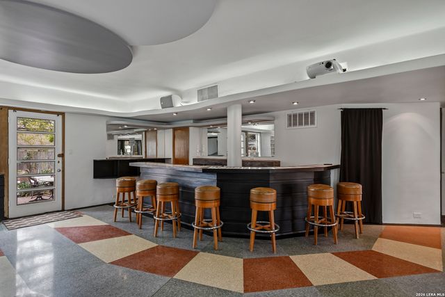 432 Mary Louise Dr, San Antonio, TX 78201