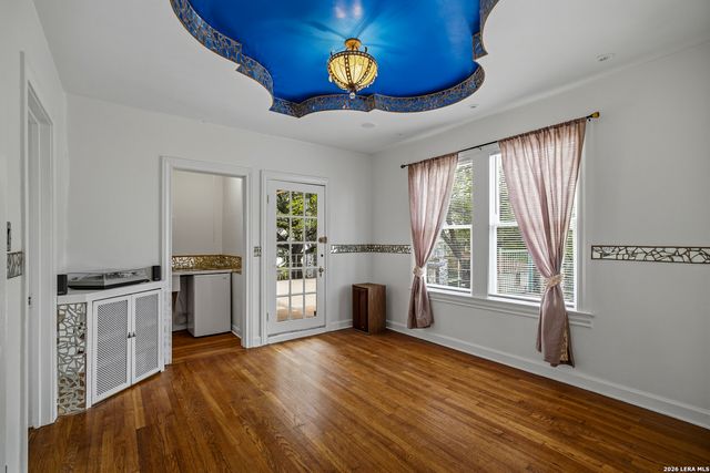 432 Mary Louise Dr, San Antonio, TX 78201