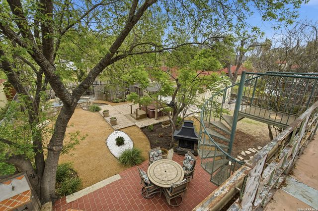 432 Mary Louise Dr, San Antonio, TX 78201