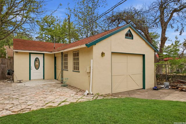 432 Mary Louise Dr, San Antonio, TX 78201