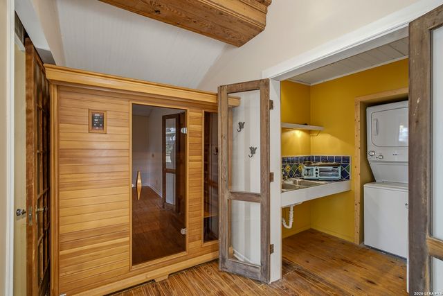 432 Mary Louise Dr, San Antonio, TX 78201