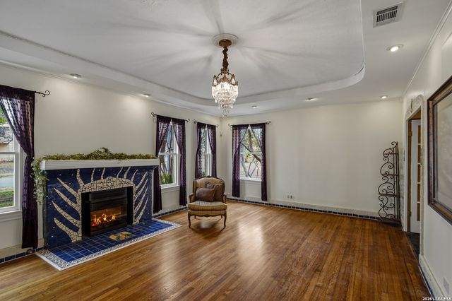 432 Mary Louise Dr, San Antonio, TX 78201