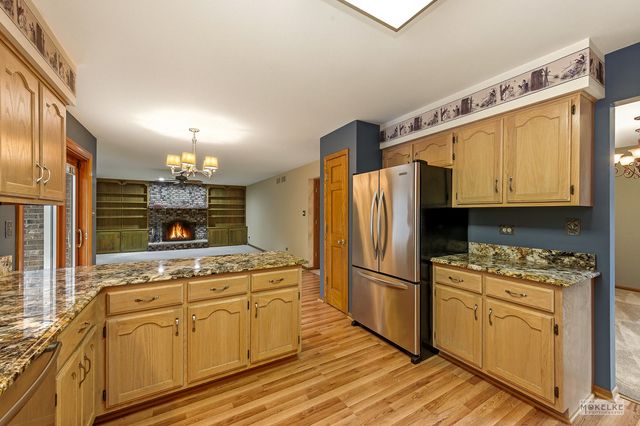 2340 Ridgewood Road, Lisle, IL 60532